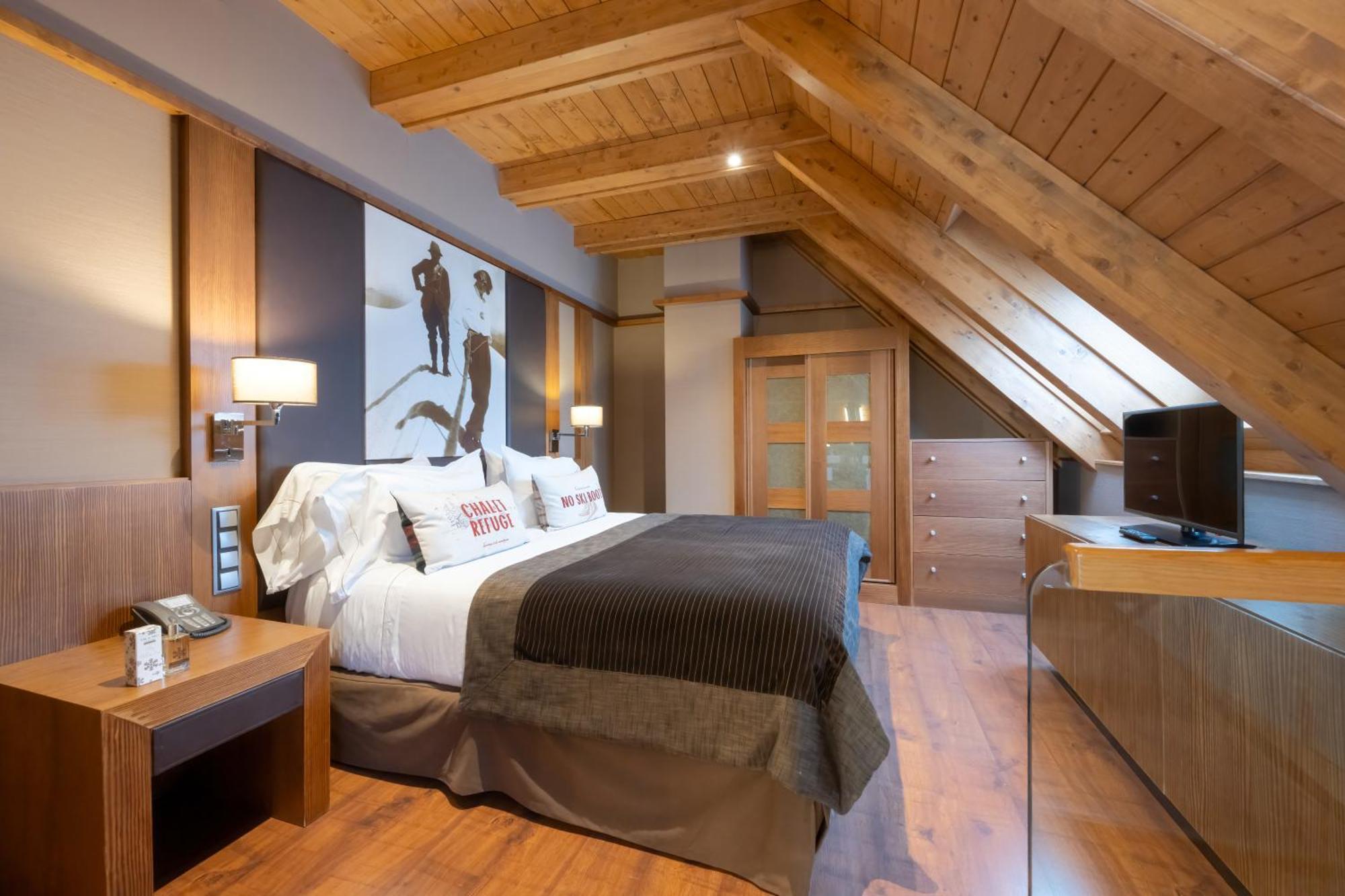 Hotel Val De Neu G.l.